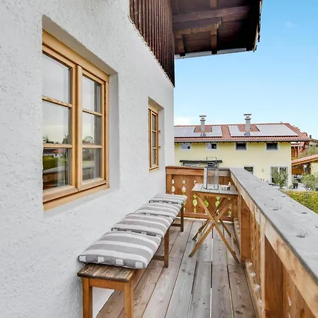 Apartment Ferienwohnung Jennerwein Alte Gendarmerie Ubersee